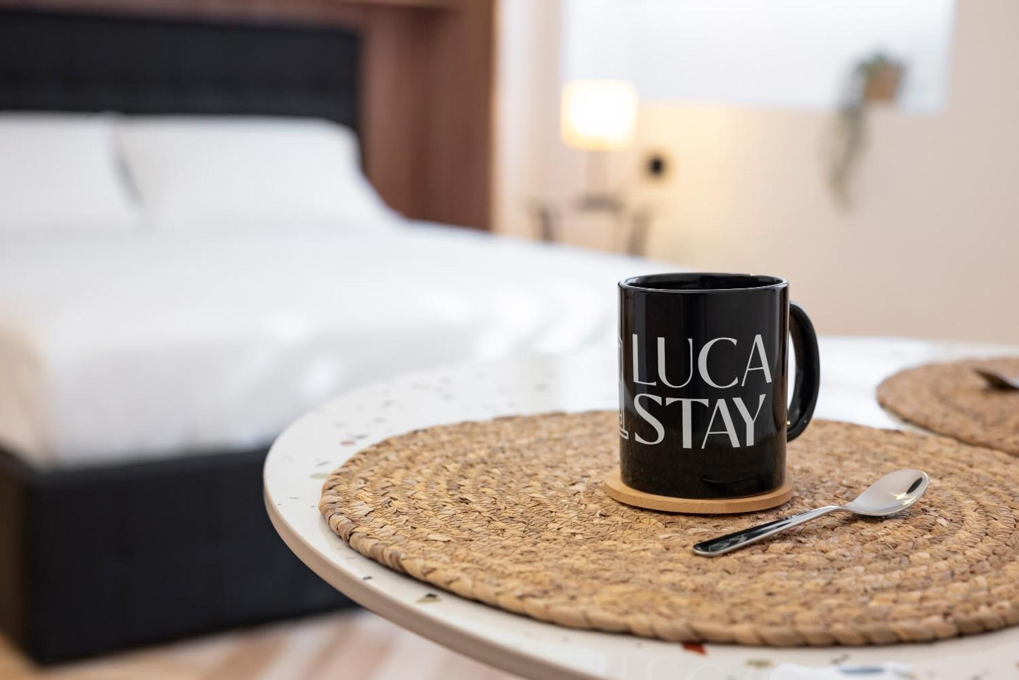Visconti Suites - Luca Stay Milan Bagian luar foto