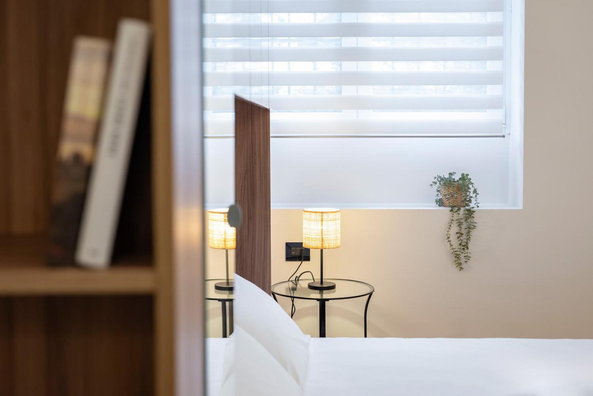 Visconti Suites - Luca Stay Milan Bagian luar foto