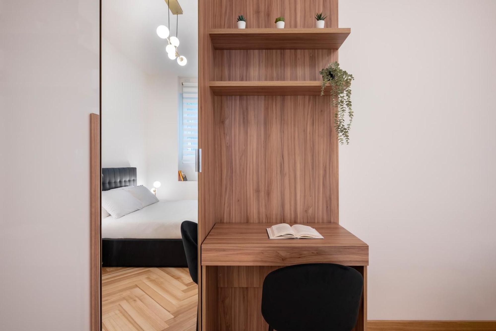 Visconti Suites - Luca Stay Milan Bagian luar foto