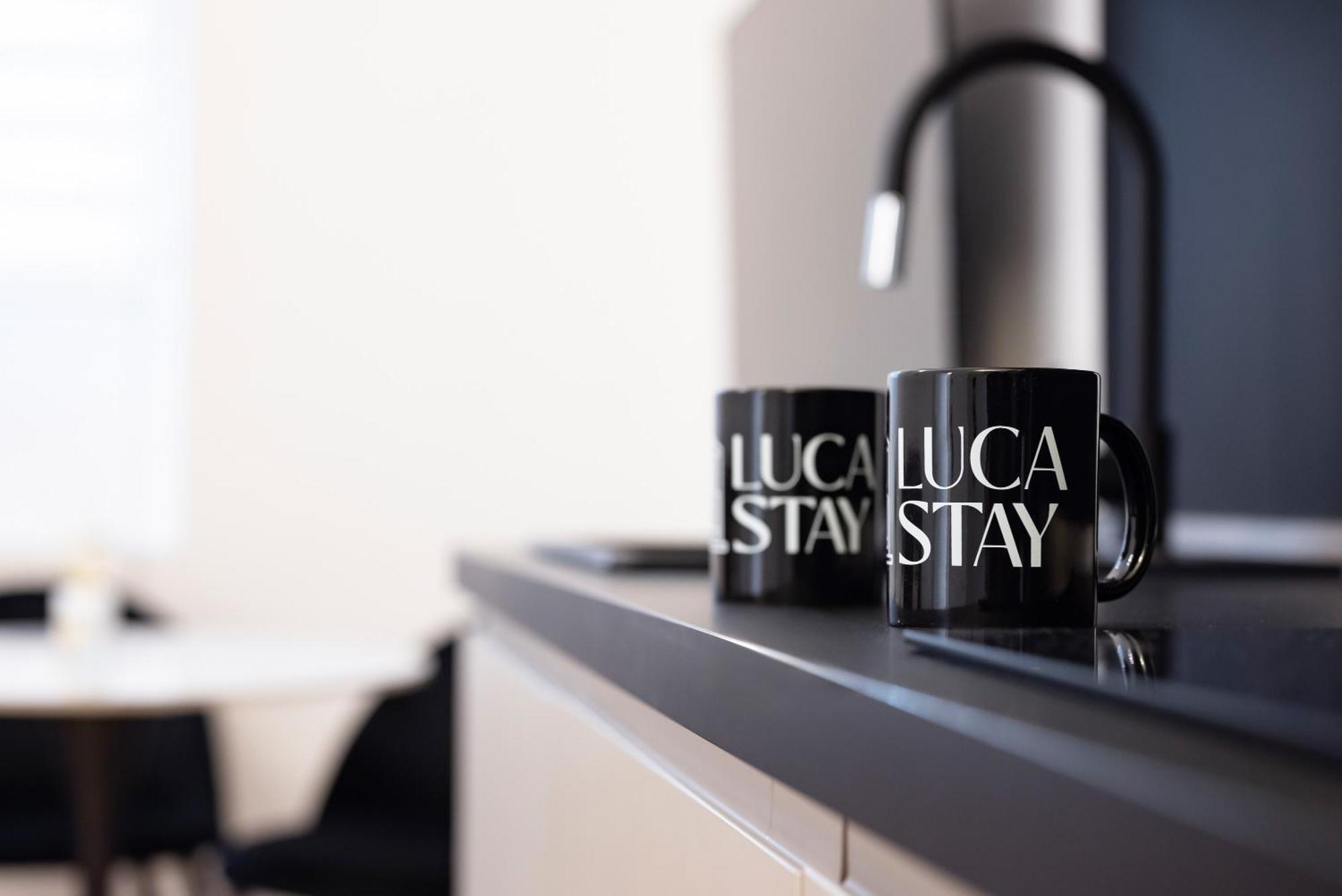 Visconti Suites - Luca Stay Milan Bagian luar foto