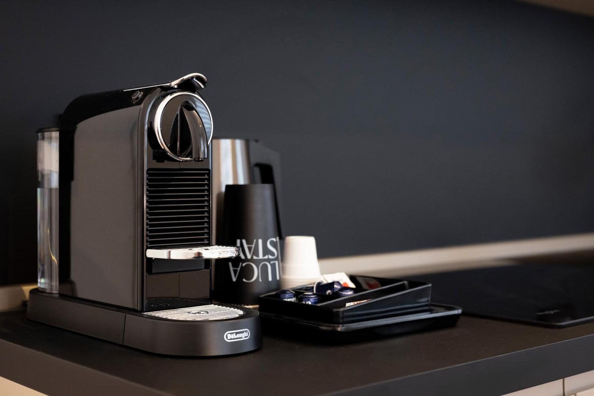 Visconti Suites - Luca Stay Milan Bagian luar foto