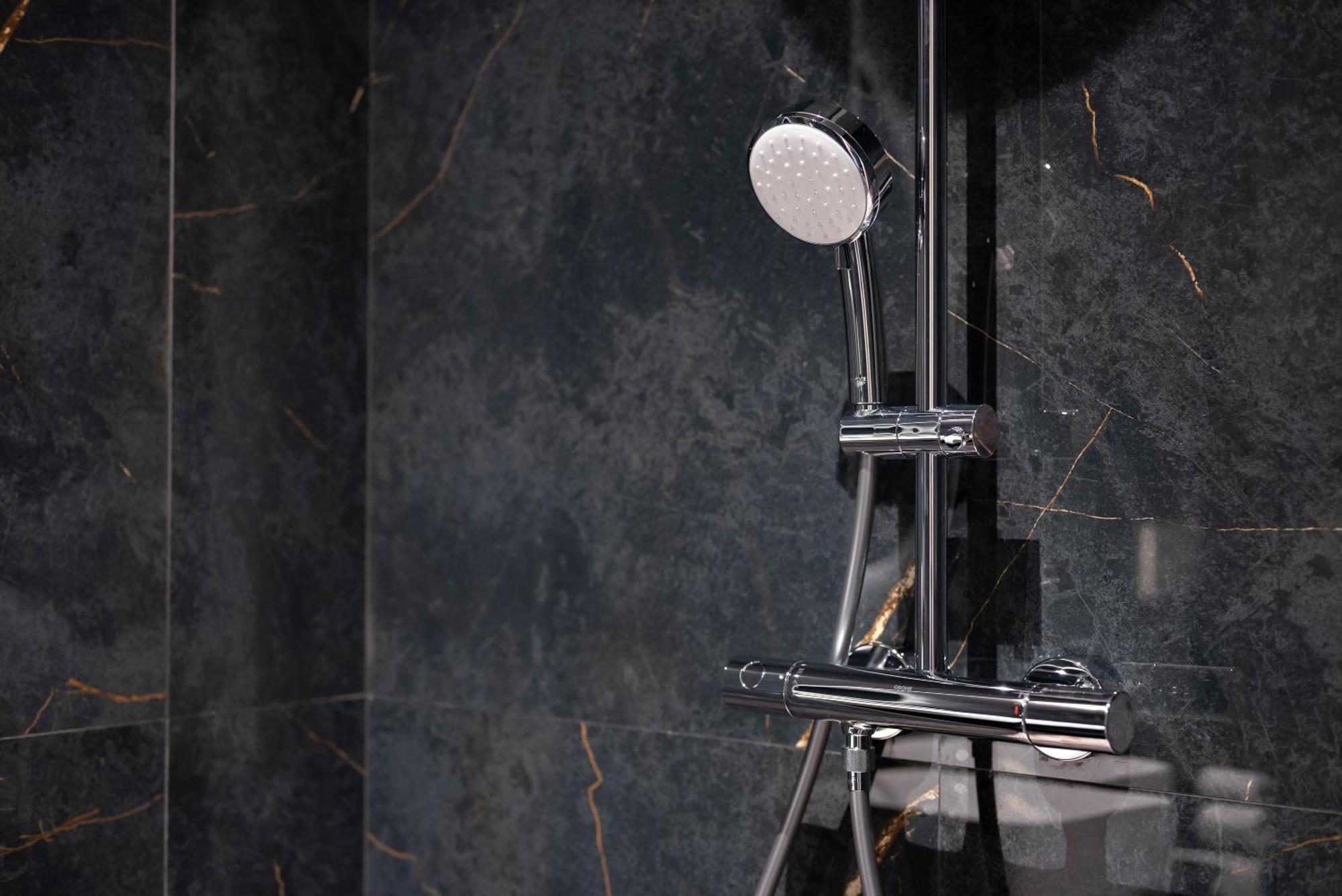 Visconti Suites - Luca Stay Milan Bagian luar foto