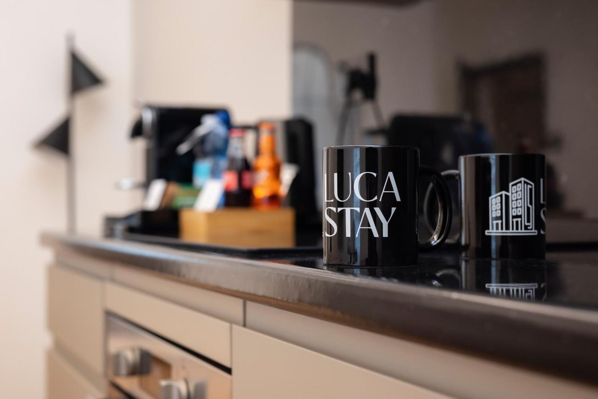 Visconti Suites - Luca Stay Milan Bagian luar foto