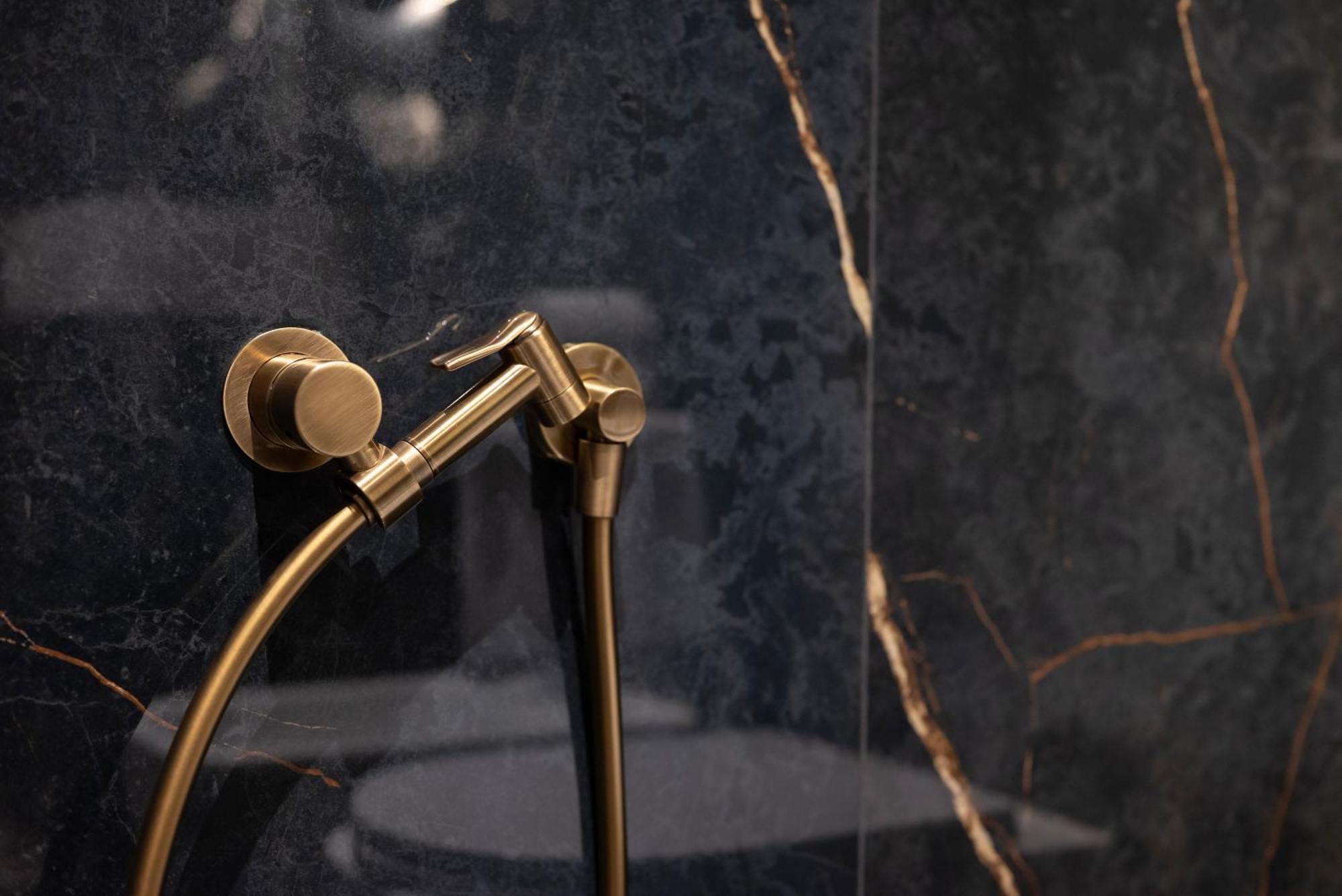 Visconti Suites - Luca Stay Milan Bagian luar foto